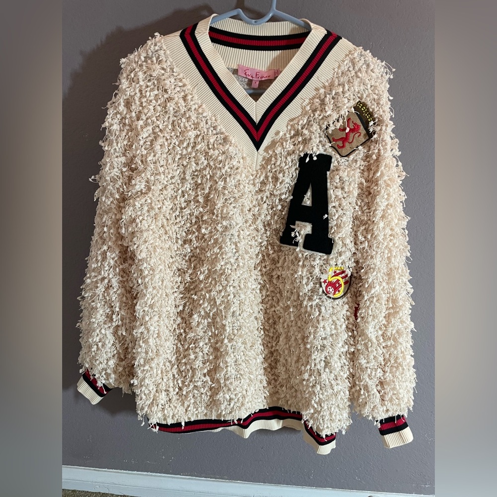 Eva Franco Cream Textured V-Neck Sweater